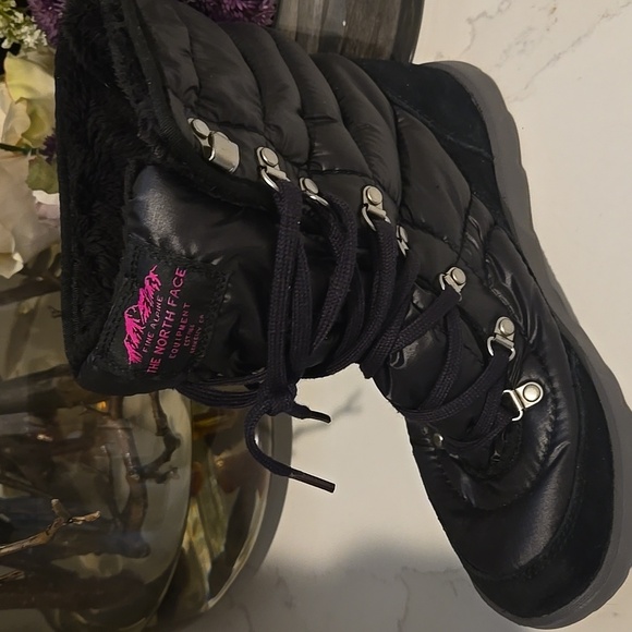 The North Face Thermoball Lace 8" Shiny TNF Black Luminous Pink Snow Boots 7 - Picture 7 of 8